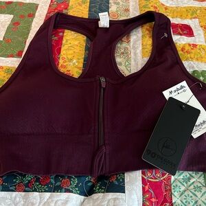 90 degree xl sports bra with front zipper
